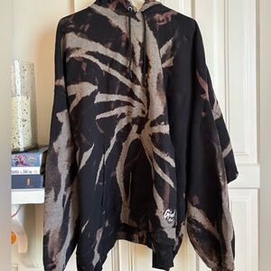 GIANT HOODIES BLEACH DYE HOODIE
